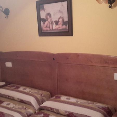Casa De La Paca Bed & Breakfast โกกา ภายนอก รูปภาพ